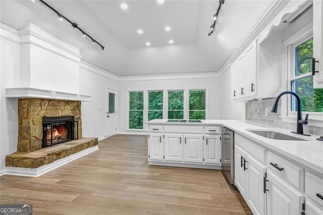 1190 St Ives Ct, Suwanee, GA 30024