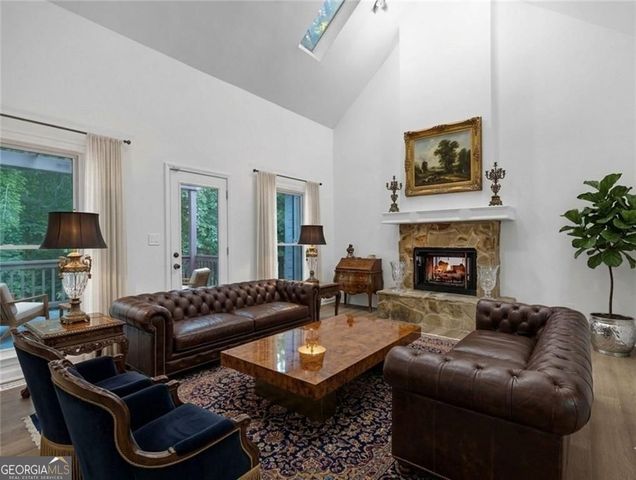 1190 St Ives Ct, Suwanee, GA 30024