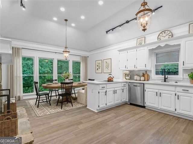 1190 St Ives Ct, Suwanee, GA 30024
