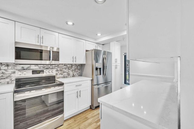 17 Royal Palm Way 3010, Boca Raton, FL 33432