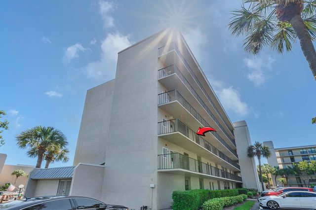 17 Royal Palm Way 3010, Boca Raton, FL 33432