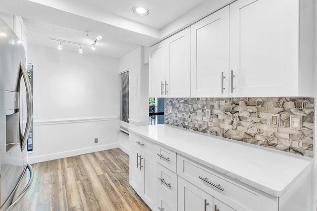 17 Royal Palm Way 3010, Boca Raton, FL 33432