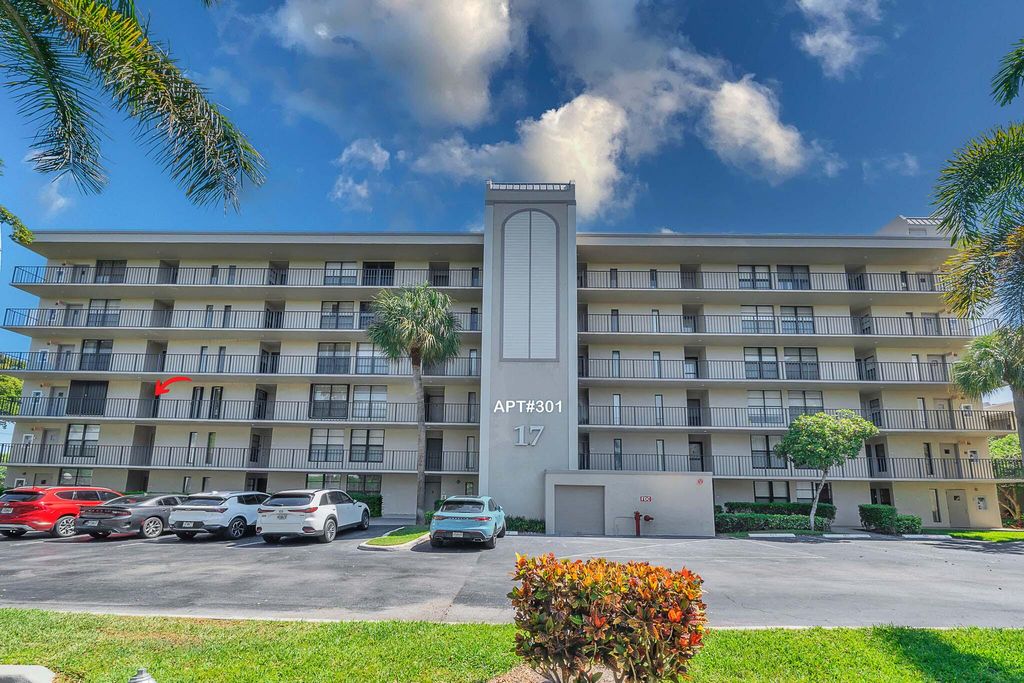 17 Royal Palm Way 3010, Boca Raton, FL 33432