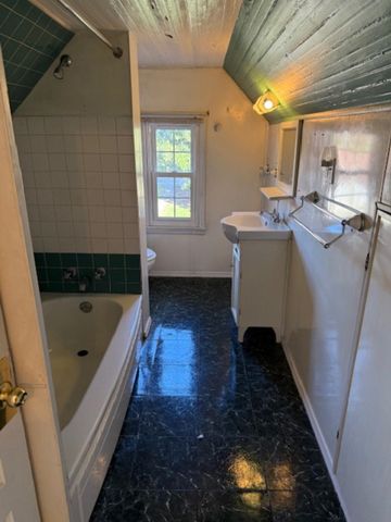 516 30th Street, Huntington, WV 25702