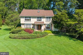 37 E BELMONT DR, Hockessin, DE 19707