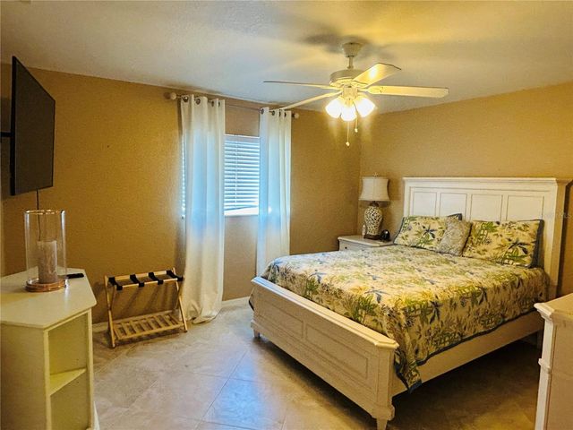 3525 SW 8TH COURT SW, Cape Coral, FL 33914