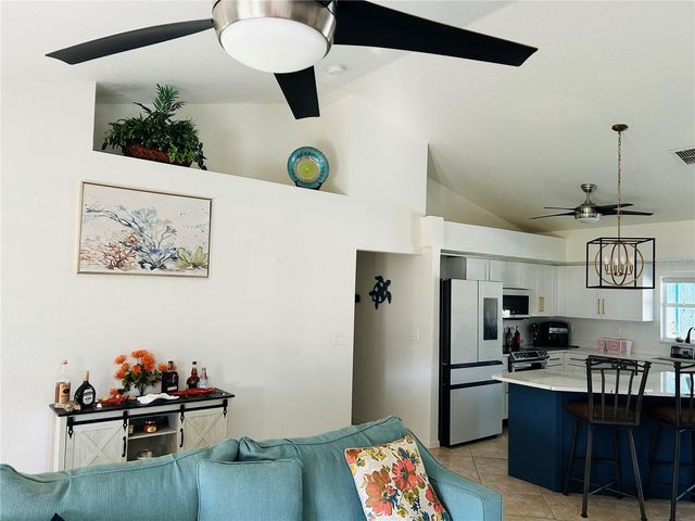 3525 SW 8TH COURT SW, Cape Coral, FL 33914