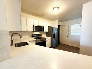 1770 NE 191st Street 204-1, Miami, FL 33179