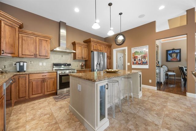 2907 High Bluff Drive, Coralville, IA 52241