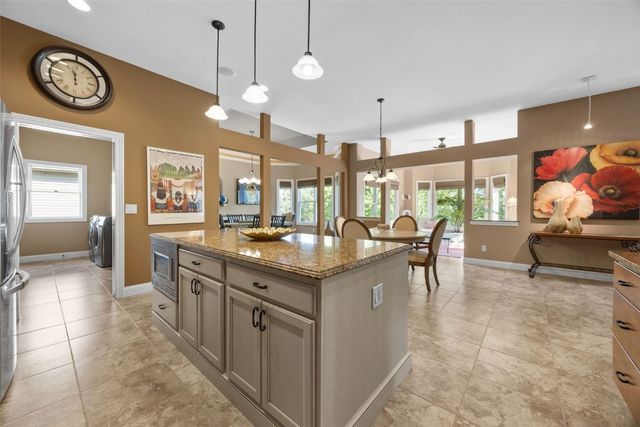 2907 High Bluff Drive, Coralville, IA 52241