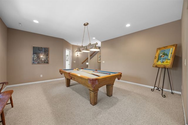 2907 High Bluff Drive, Coralville, IA 52241