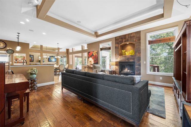 2907 High Bluff Drive, Coralville, IA 52241