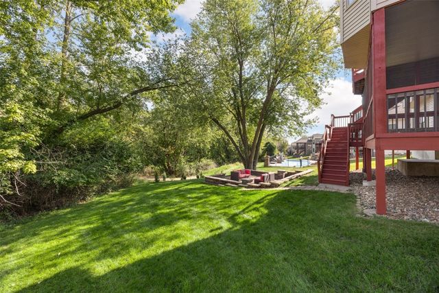 2907 High Bluff Drive, Coralville, IA 52241