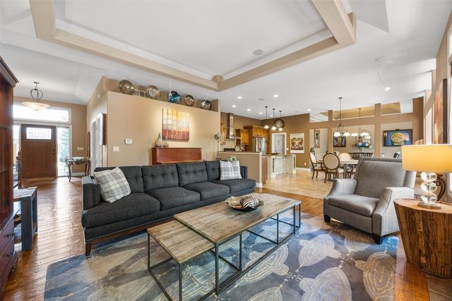 2907 High Bluff Drive, Coralville, IA 52241