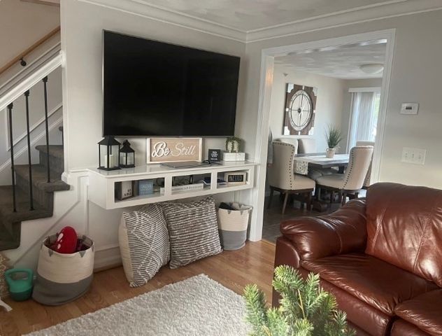 138 Mount Washington St 138, Lowell, MA 01854