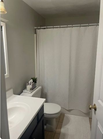 138 Mount Washington St 138, Lowell, MA 01854