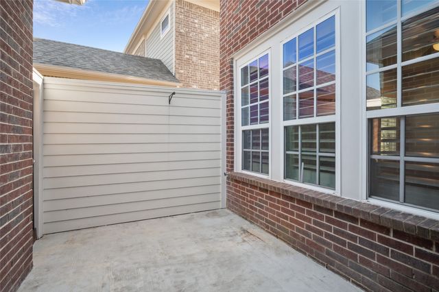 8765 Bridge Street, North Richland Hills, TX 76180