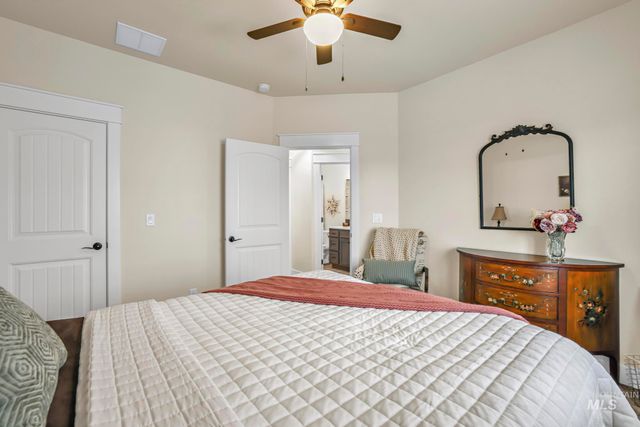 1529 Clear Creek Loop, Twin Falls, ID 83301