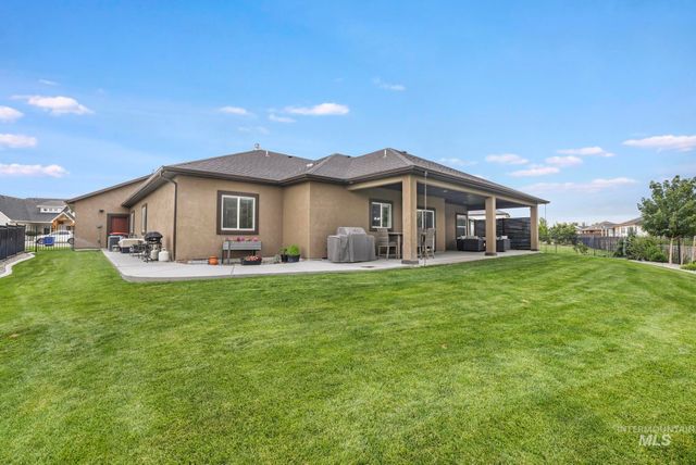 1529 Clear Creek Loop, Twin Falls, ID 83301