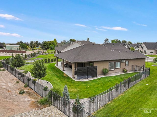 1529 Clear Creek Loop, Twin Falls, ID 83301