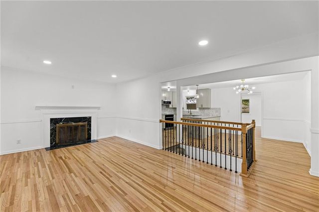 4916 W 57th Terrace, Roeland Park, KS 66205