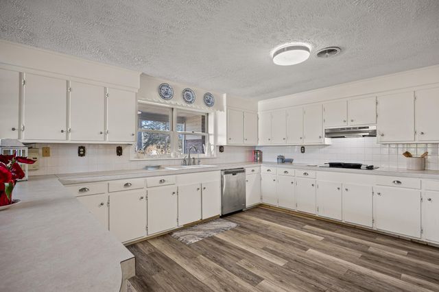 15 PAINTER ST, Luray, VA 22835