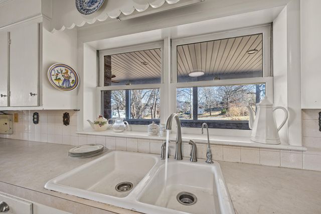 15 PAINTER ST, Luray, VA 22835