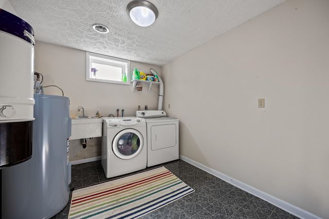 15 PAINTER ST, Luray, VA 22835