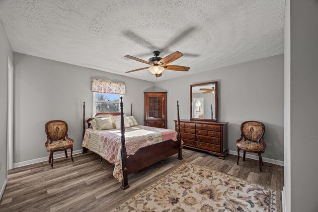 15 PAINTER ST, Luray, VA 22835