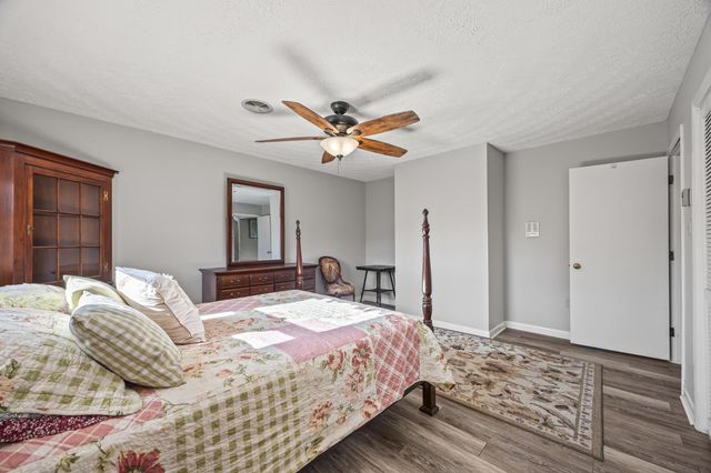 15 PAINTER ST, Luray, VA 22835