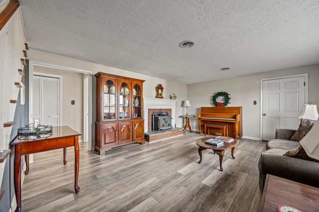 15 PAINTER ST, Luray, VA 22835