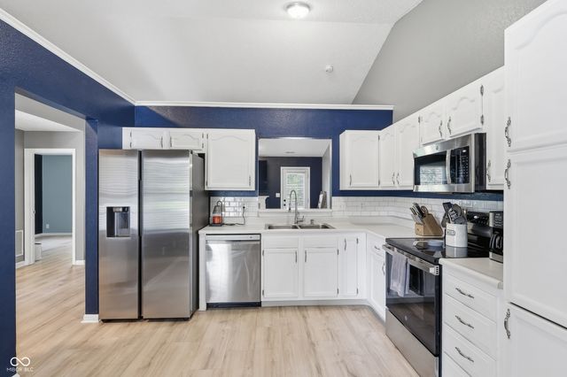15459 Outside Trail, Noblesville, IN 46060