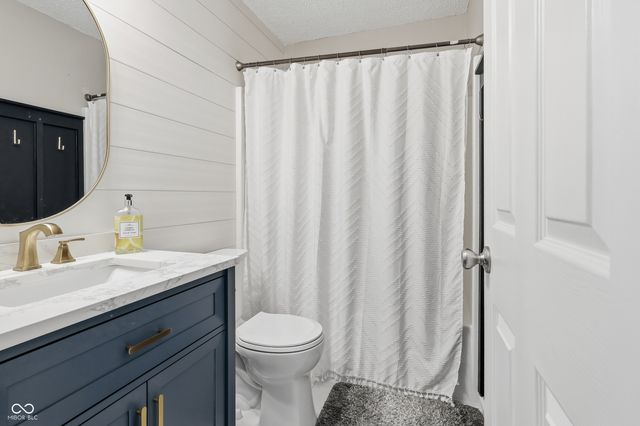15459 Outside Trail, Noblesville, IN 46060
