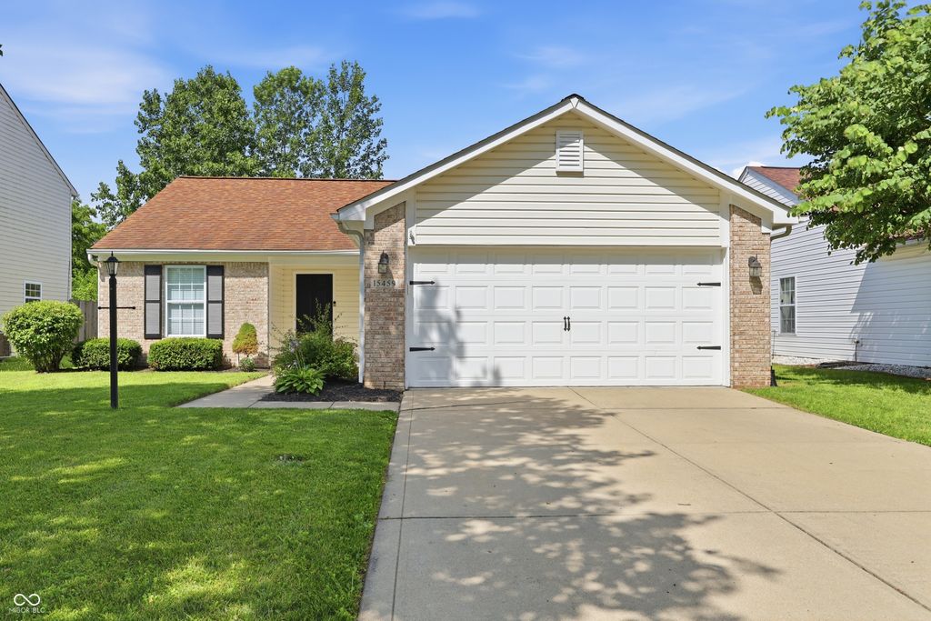 15459 Outside Trail, Noblesville, IN 46060