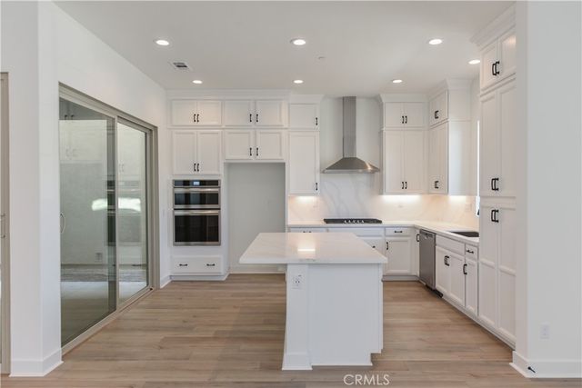 162 Pattern, Irvine, CA 92618