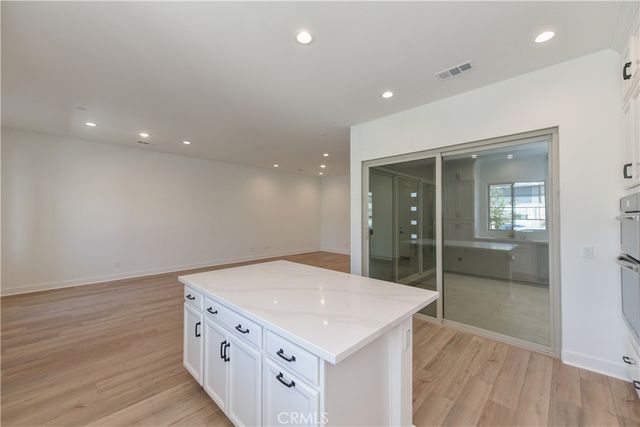 162 Pattern, Irvine, CA 92618