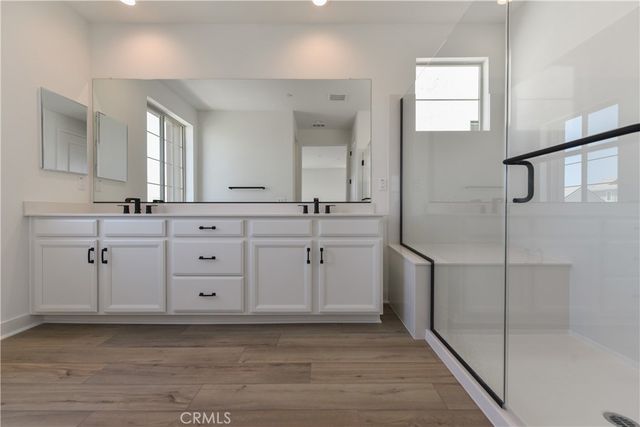 162 Pattern, Irvine, CA 92618