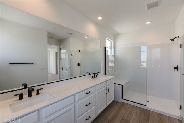 162 Pattern, Irvine, CA 92618