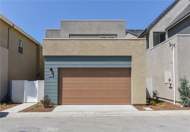 162 Pattern, Irvine, CA 92618