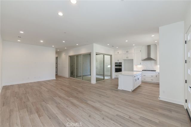 162 Pattern, Irvine, CA 92618