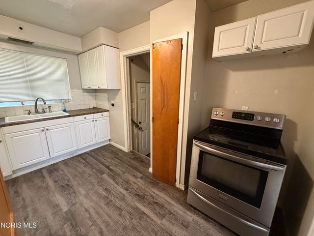 2543 Rosedale Avenue, Toledo, OH 43606
