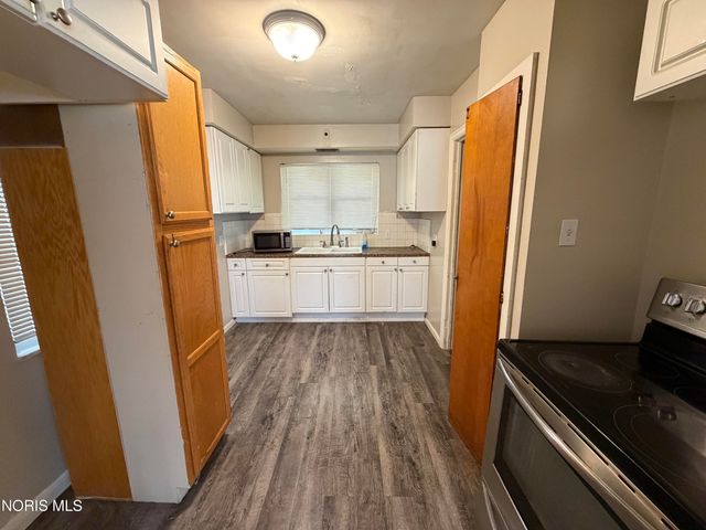 2543 Rosedale Avenue, Toledo, OH 43606