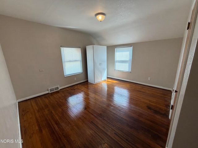 2543 Rosedale Avenue, Toledo, OH 43606