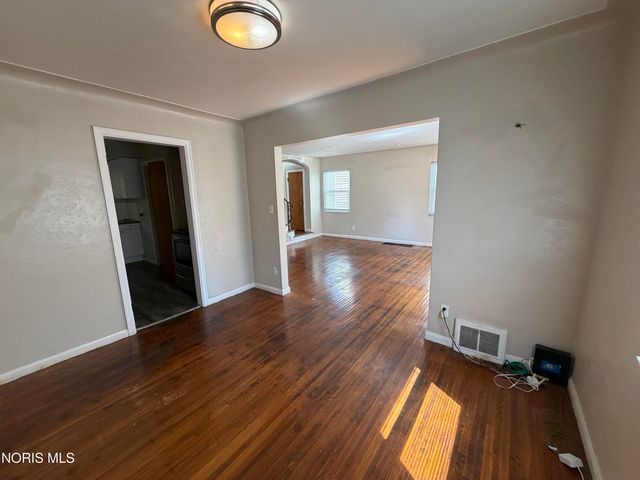 2543 Rosedale Avenue, Toledo, OH 43606