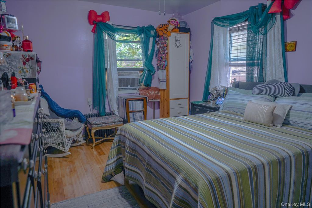 17910 Mathewson Court, Jamaica, NY 11434 — photo 5