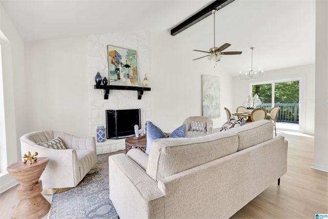 316 WILLOW GLEN COURT, Alabaster, AL 35007