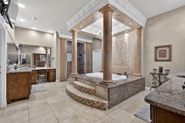 5488 River Trail Dr, Robstown, TX 78380