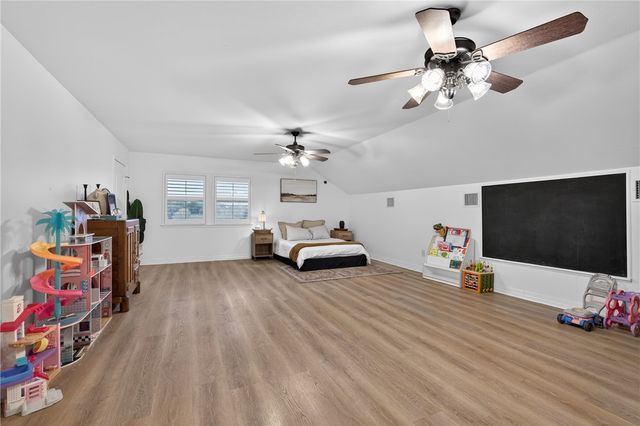 5488 River Trail Dr, Robstown, TX 78380