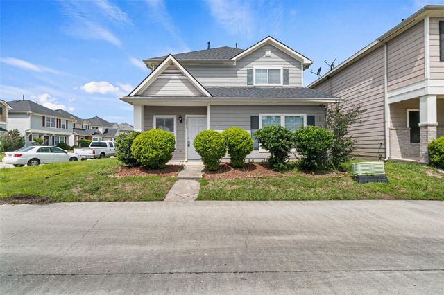 1233 Verde Trails Drive, Houston, TX 77073