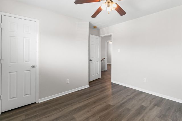 1233 Verde Trails Drive, Houston, TX 77073